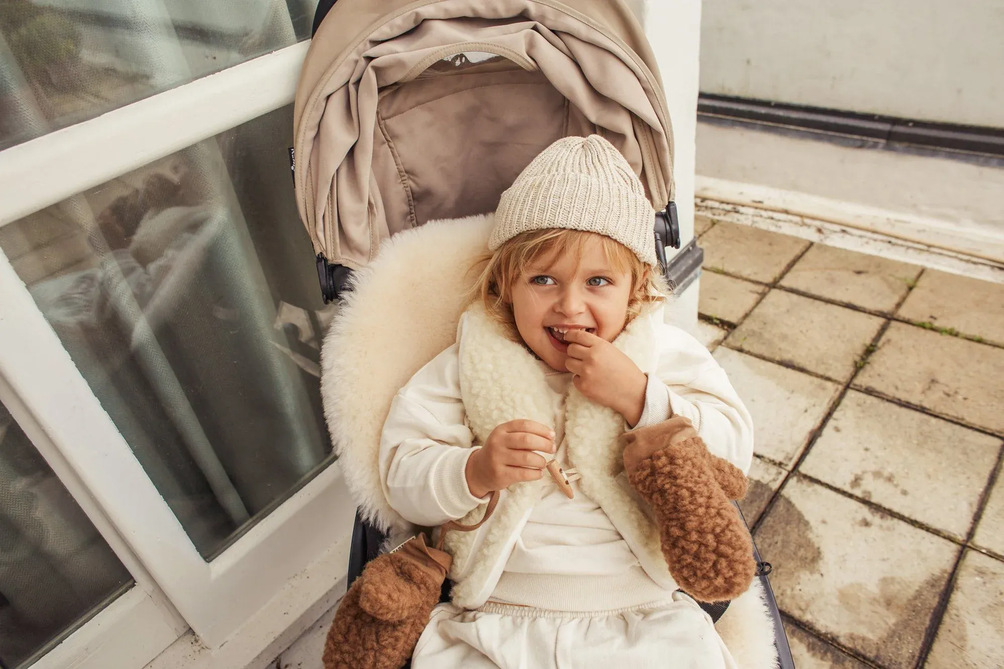 Laine mérinos snuggle vest - Milk - BINIBAMBA – Image 3